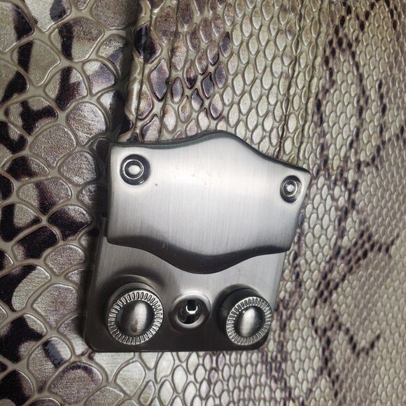 New York & Company Cream Snake Print Embossed Vegan Leather Shoulder Bag - Picture 7 of 9